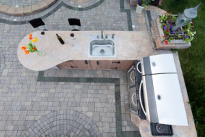 Material Options for Outdoor Kitchens