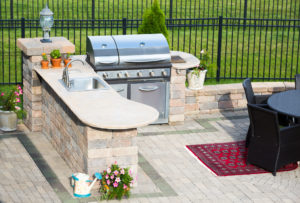 Outdoor Kitchens: Let's Barbeque! 